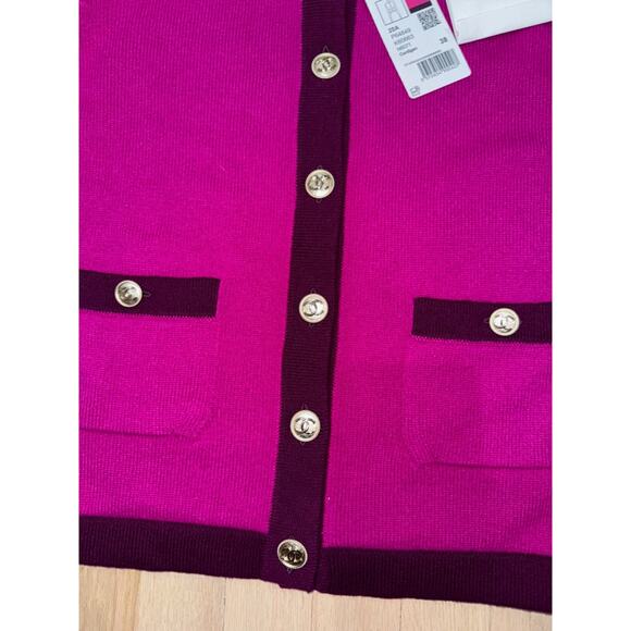 Chanel 20A Purple Pink Cashmere Gold CC Logo Long Sleeve Cardigan Sweater 38 - Picture 7 of 11